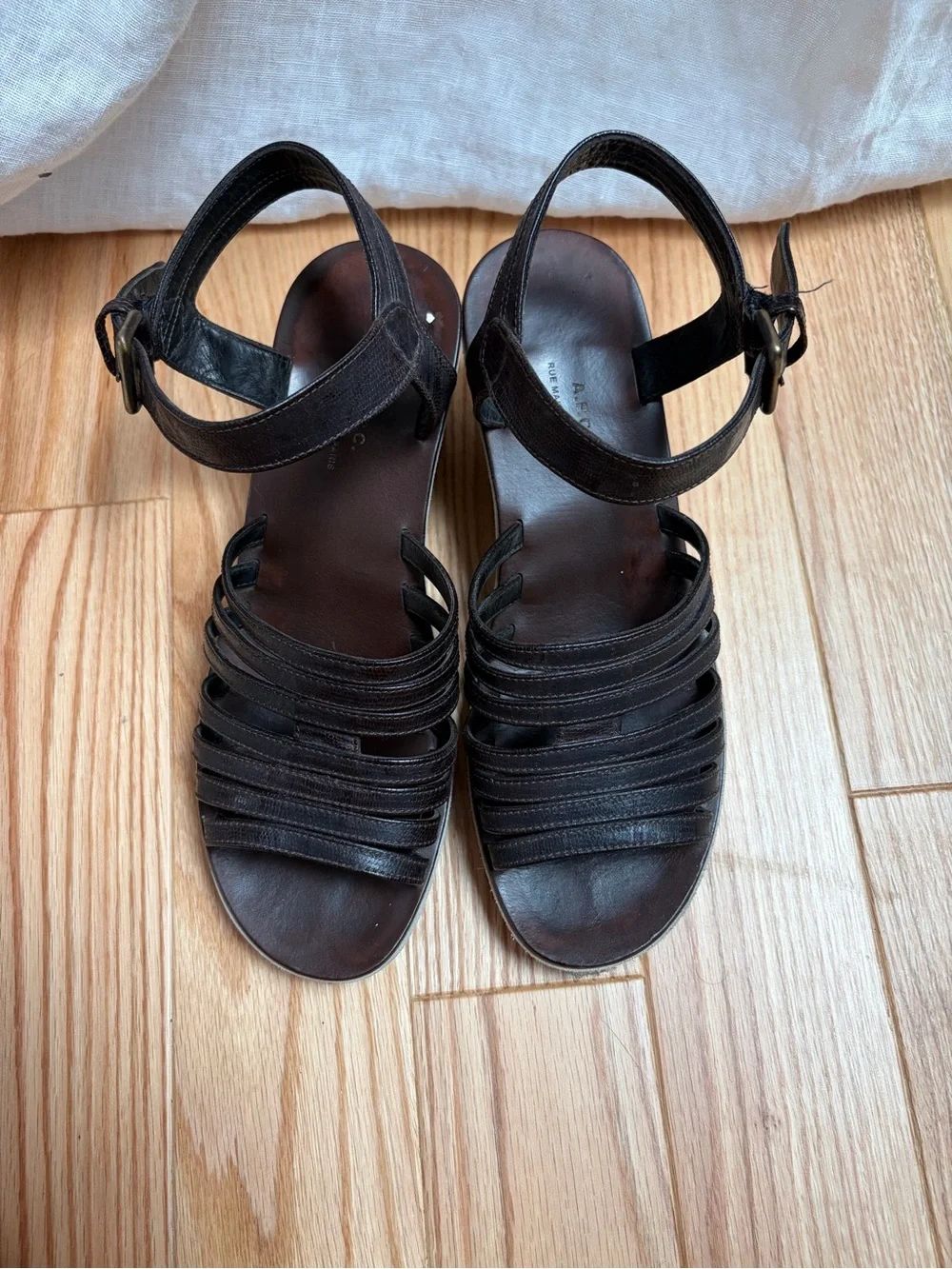 A.P.C. elegant dark